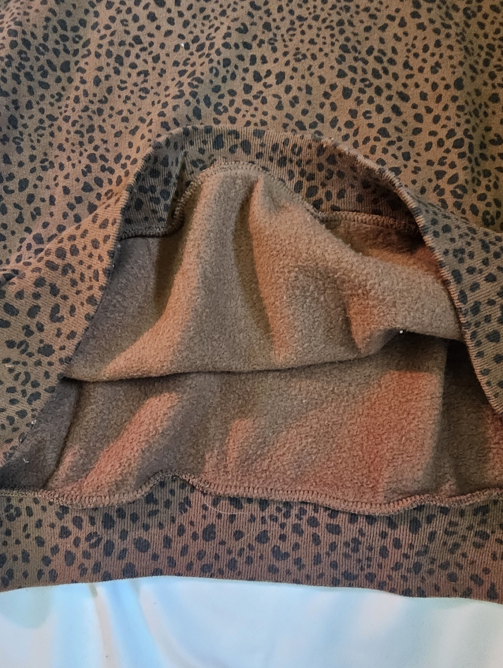 Abercrombie Cozy Brown Leopard Print Mock Turtleneck Women's Sweatshirt - Small - Picture 2 of 10